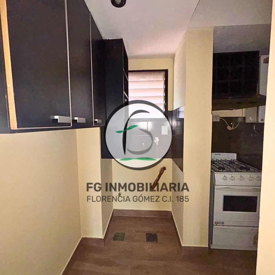 OPORTUNIDAD DEPARTAMENTO RECICLADO A NUEVO - AV. EJERCITO DEL NORTE AL 200
