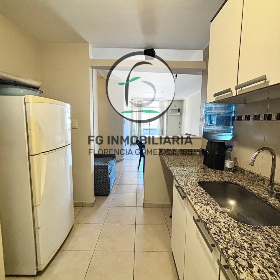 VENTA DEPARTAMENTO 2 DORMITORIOS CON COCHERA - MICROCENTRO 
