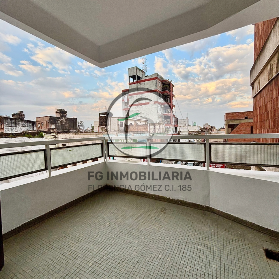 VENTA DEPARTAMENTO 3 DORMITORIOS CON COCHERA